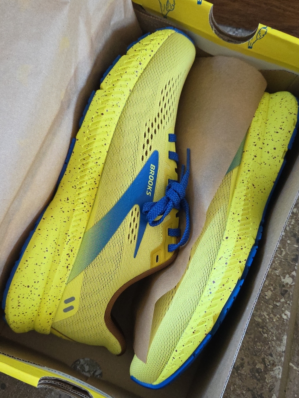 Brooks Launch 8